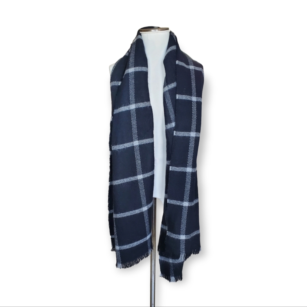 Sole Society Scarf Black Gray White Plaid Fringe